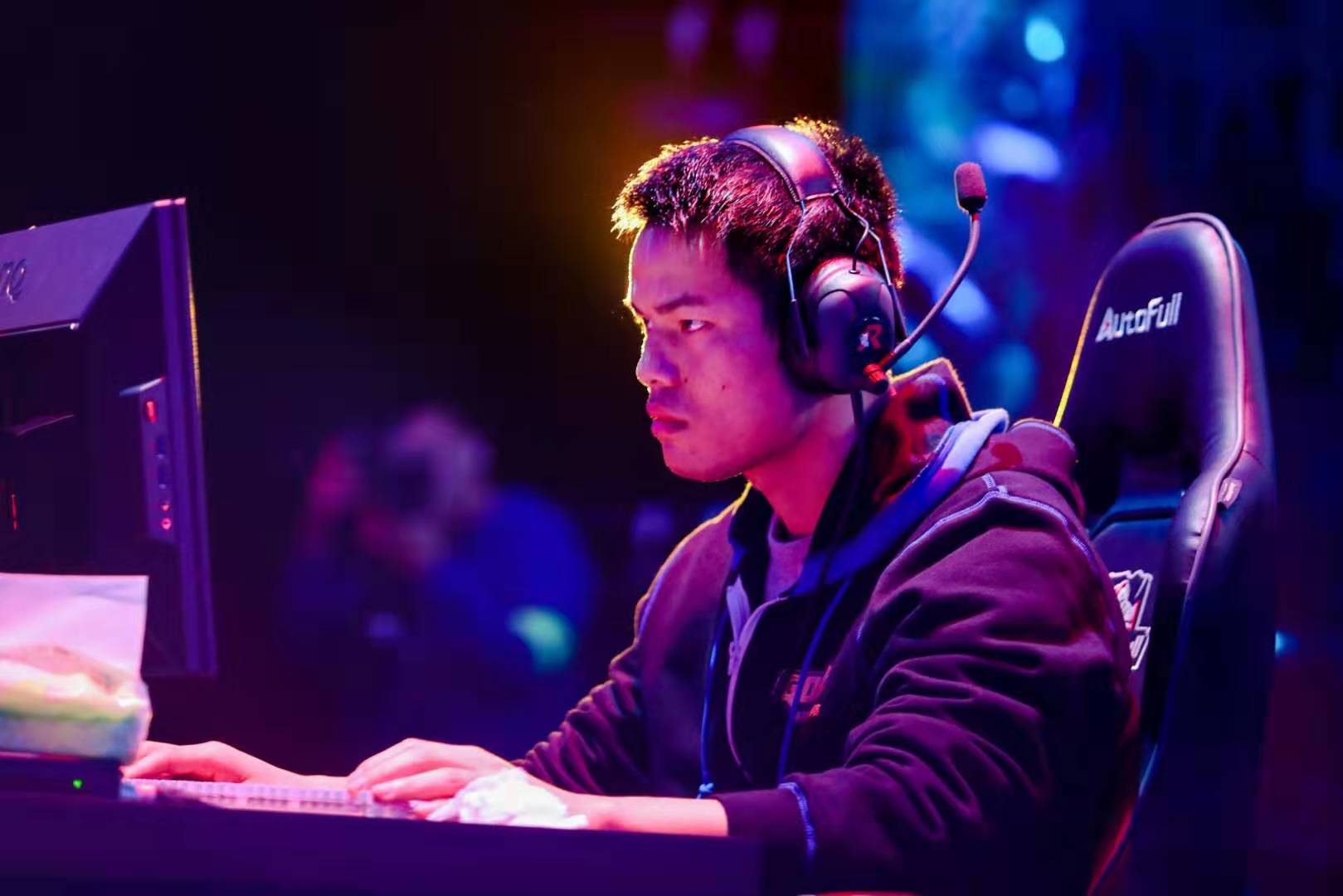 联盟第一追 联盟第一追